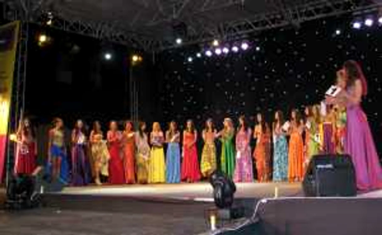 Târgovişte: Participantele la Miss Târgovişte visează la cariera de model