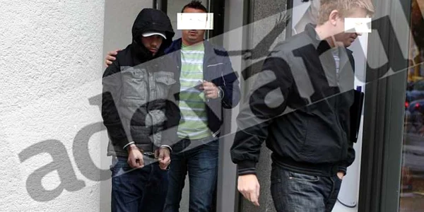 Suspecţii sunt conduşi la Parchet pentru audieri 