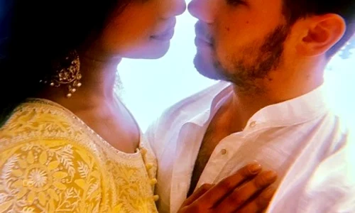 Priyanka Chopra si Nick Jonas jpeg