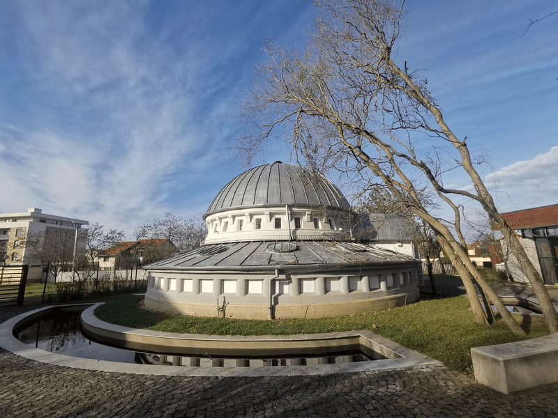 Construcția unicat din Timișoara, confundată cu un OZN, a devenit un spectaculos muzeu al apei FOTO 