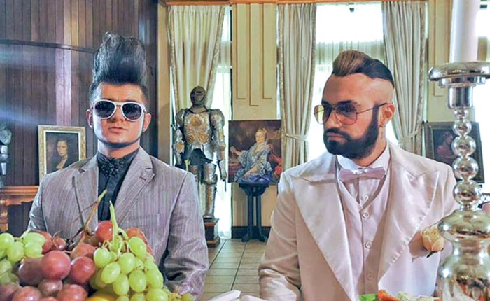 
    Mihai Bendeac (dreapta)  va juca în “Băieți de oraș”  