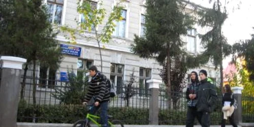 Bistriţa : LA PAS PRIN VECHIUL BURG : La „Generală 2“ s-a şcolit autorul lui „Ion“
