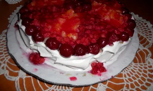 prajitura cu zmeura si visine jpeg