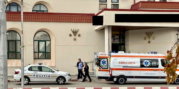 Copil căzut de l etaj