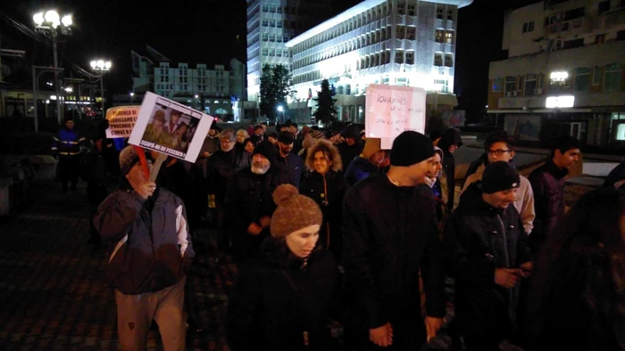 Protestele continuă la Târgovişte, în a opta zi de la adoptarea celebrei OUG 13