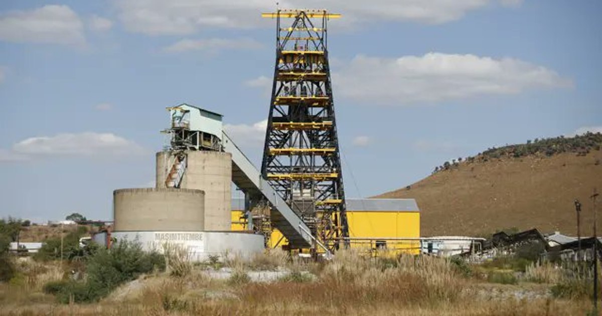 Operațiune de salvare în desfășurare pentru minerii blocați în mina Kloof din Africa de Sud