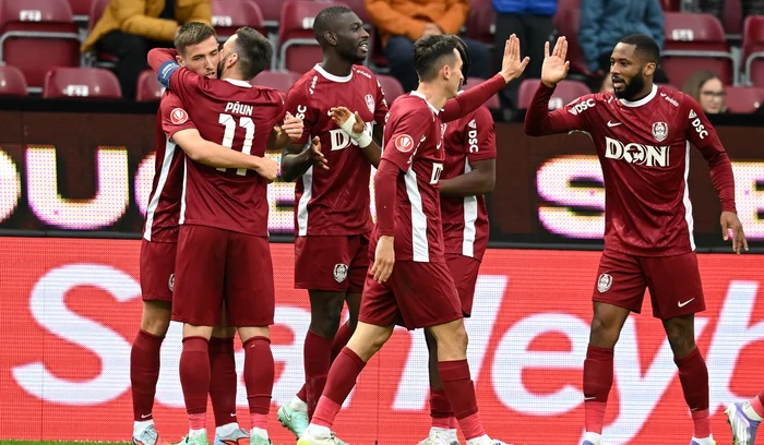 CFR Cluj este în căutare de antrenor (FOTO: Sportpictures)