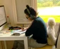 Nadine învață pe rupte
