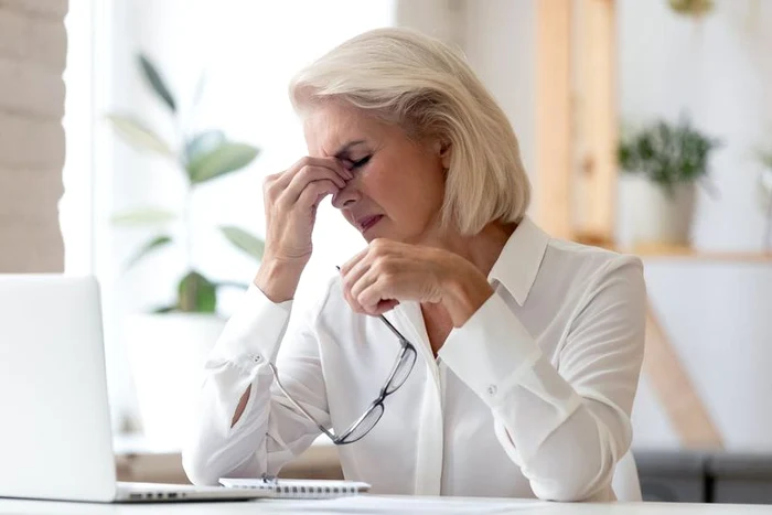 Doar 4 avocaţi din 10 şi-ar recomanda carieraclickpentrufemei.ro