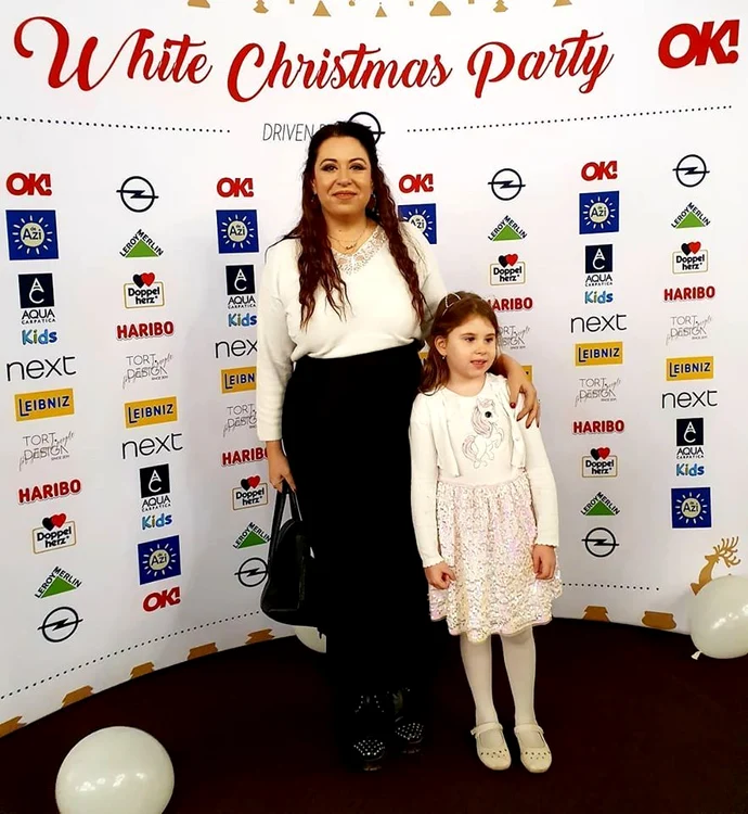 oana roman si isabela ok white party jpg jpeg