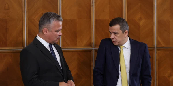 Adrian Veștea și Sorin Grindeanu FOTOINQUAM / GEORGE CALIN