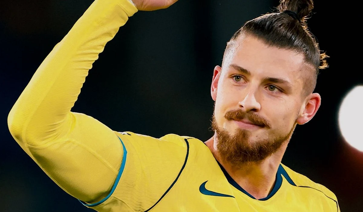 Englezii se bazează pe Drăgușin, după eliminarea lui Romero. În ce partide ar putea fi titular fundașul român