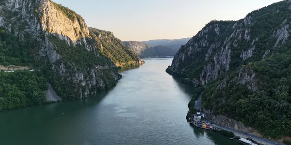 Cazanele Dunarii Banatul Montan Foto Daniel Guta ADEVARUL (37) JPG