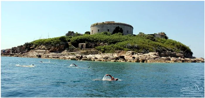 Peisajul din zonă contrastează cu ororile care aveau loc, aici, în timpul celui de-Al Doilea Război Mondial