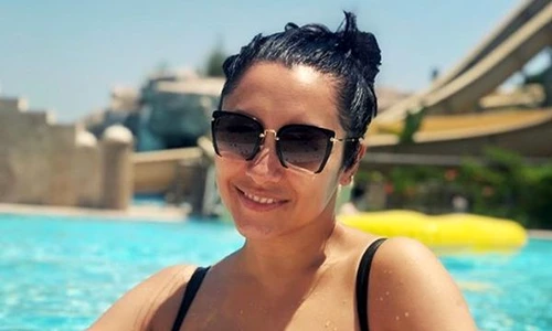 Cum arată Andra în costum de baie  "Incredibil de frumoasă şi sexy" jpeg