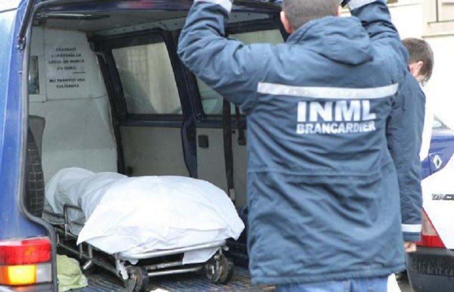 Femeie tânără, găsită moartă pe un câmp din Dâmbovița. Dispăruse de acasă de câteva zile