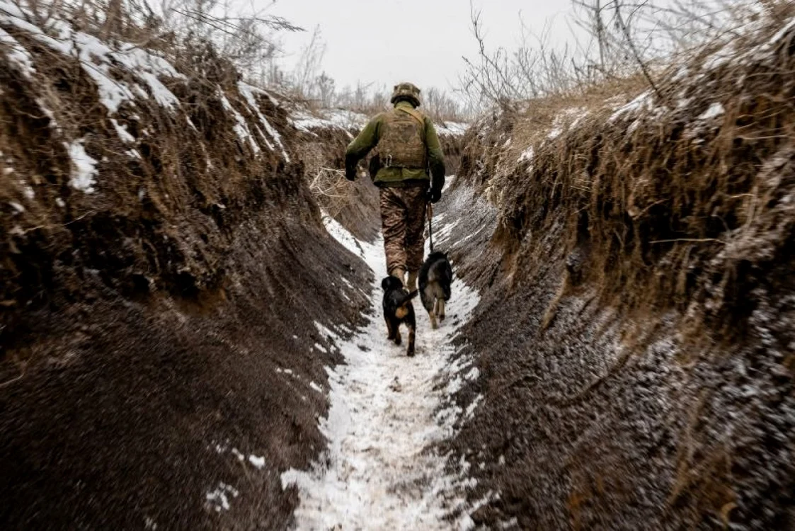 Tranşee în Donbas FOTO Timothy Fadek/Redux  CNN