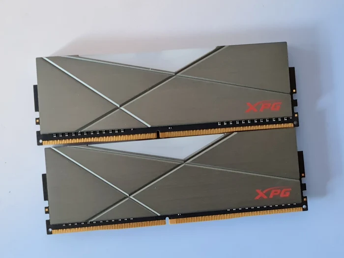 Memorii RAM XPG Spectrix D50 