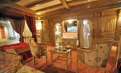 Camere realizate cu acelaşi tip de mobilier jpeg