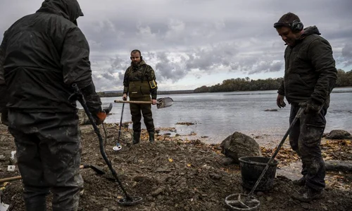 O comoară de acum 400 de ani, descoperită la bordul unei epave din Dunăre jpeg