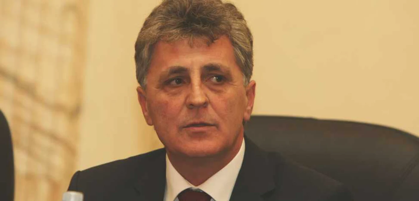 Mircea Duşa