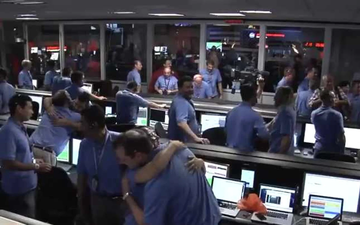 ŞI fetele pot ajunge să aibă un job la NASA, în ciuda mentalităţii învechite potrivit căreia ştiinţa este domeniul băieţilor