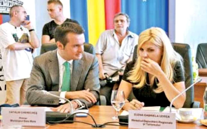 Cătălin Cherecheş, un şarmant şi un drăguţ, alături de Elena Udrea p Foto: MEDIAFAX