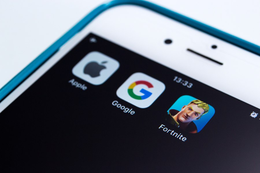 Google a ofertat Epic Games cu 147 milioane de dolari pentru Fortnite
