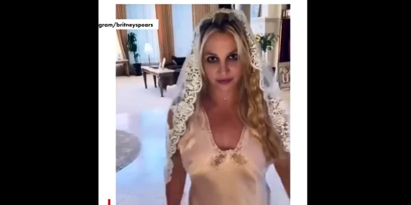Britney Captura Instagram png