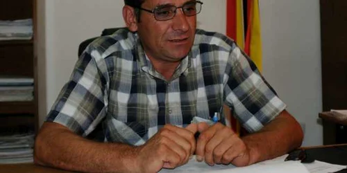 primar caragata poienesti