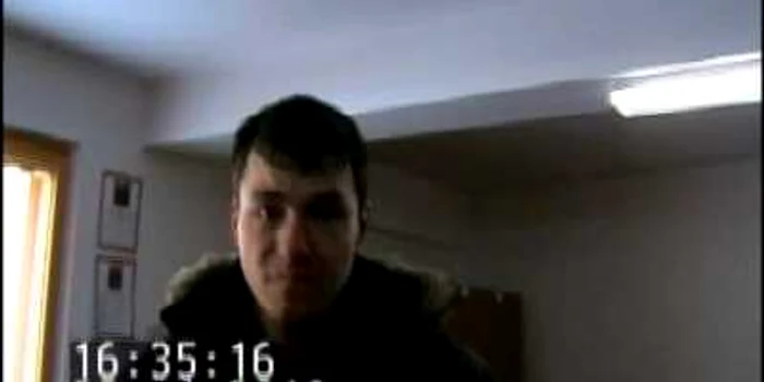 El este falsul poliţist