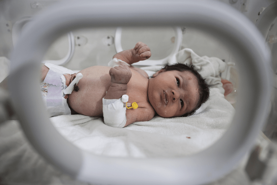 CNN: Copiii orfani după cutremurul din Turcia și Siria se confruntă cu un viitor incert