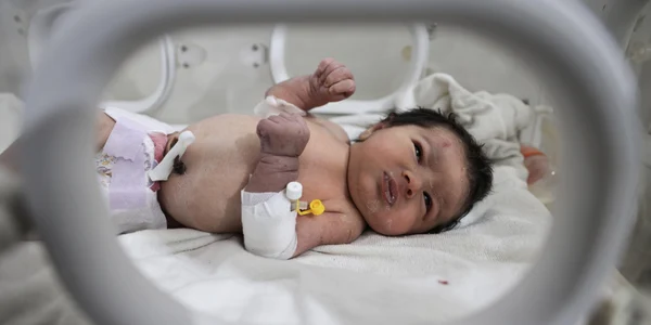 aya fetita nascuta sub daramaturi cutremur siria foto profimedia 0755404465 jpg
