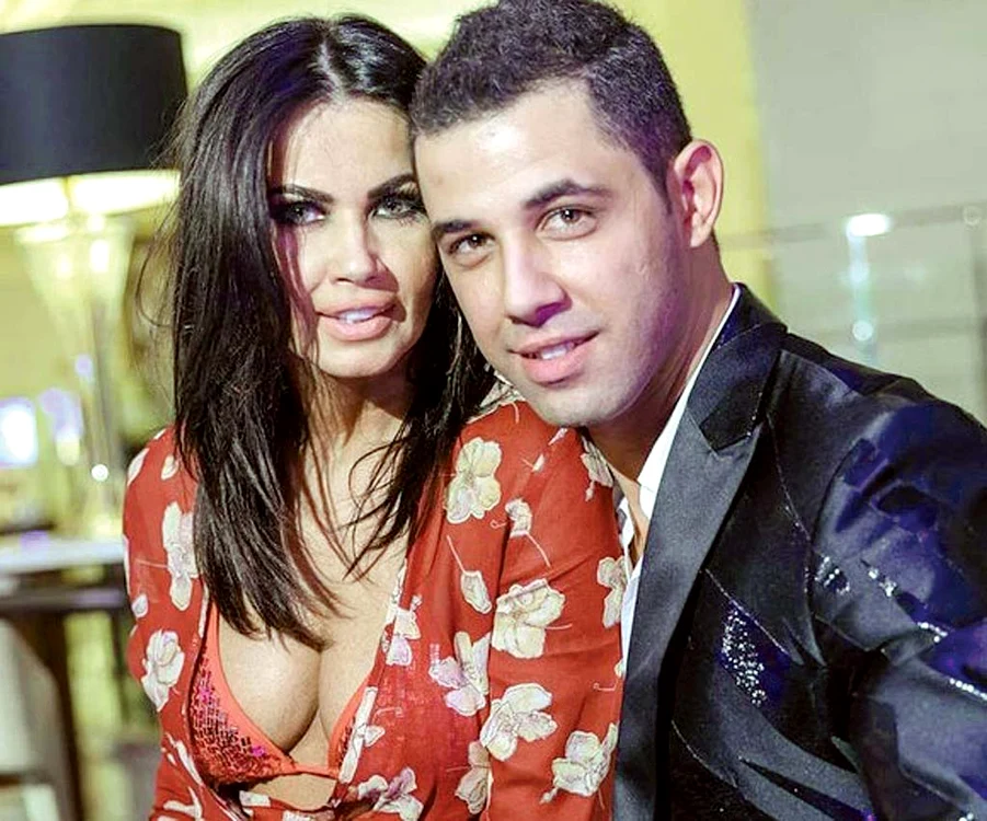 Oana Zăvoranu (45 de ani) şi  soţul de origine palestiniană, Alex Ashraf