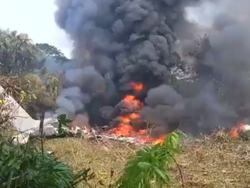 Un avion militar cu peste 100 de militari la bord s-a prăbușit în Columbia