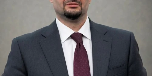 Adrian Romanescu Director Distributie HE JPG