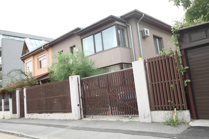 Casa unde diva a locuit cu mama ei