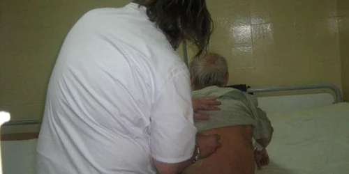 Locurile de muncă sunt pentru medicii specilişti în radiologie şi neurologie