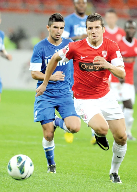 
    Ţucudean revine în campionatul românesc, unde îl aşteaptă un adevărat parc auto Foto Click!  