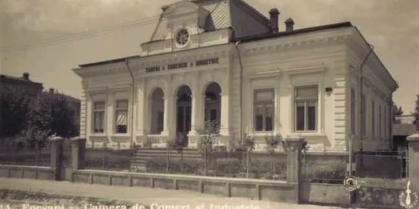 cladire biblioteca