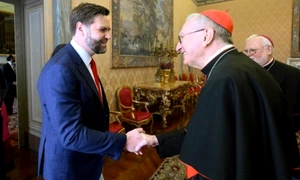 JD Vance si cardinalul Pietre Parolin, foto VaticanNews jpg