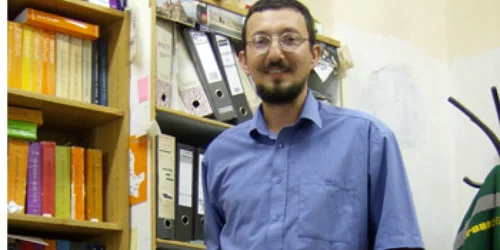 Hunedoara: Cristian Roman cel mai tânăr doctor în istorie