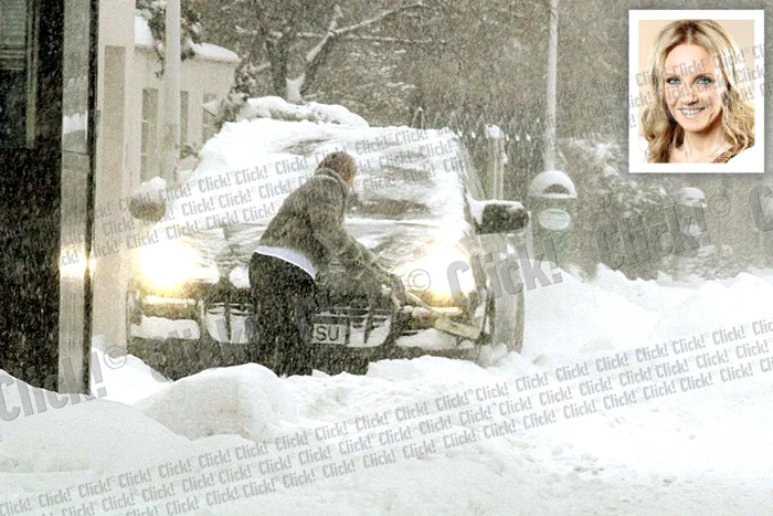 Diana Bart, de la Prima tv, şi-a curăţat autoturismul parcat în faţa vilei din Pipera