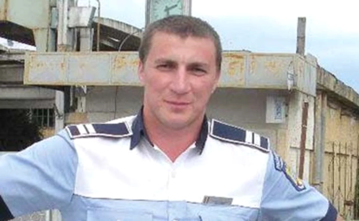 
    Acesta este mesajul postat de Godină pe Facebook  