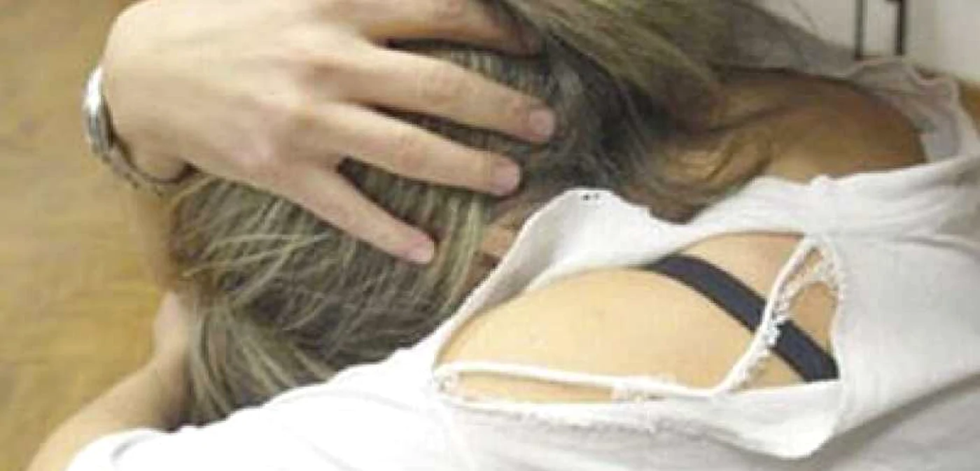 O româncă a fost scăpată de viol de un salvadorian
