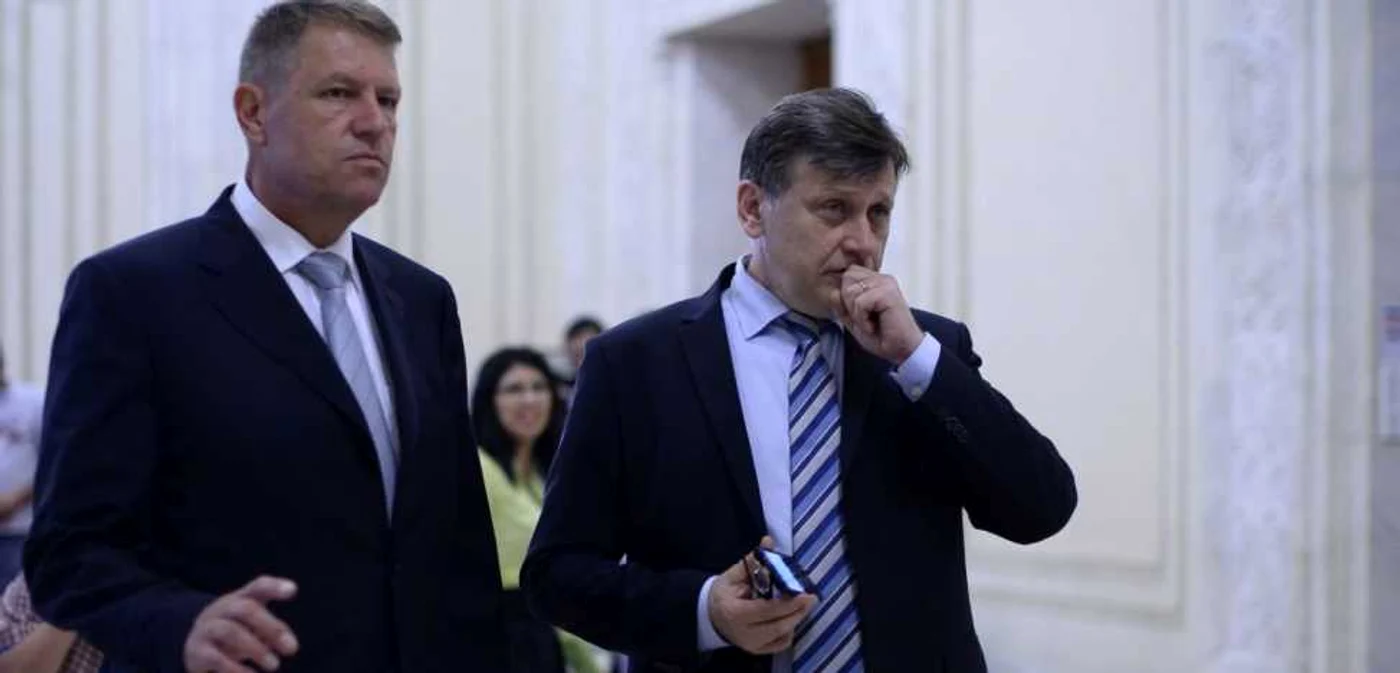 Klaus Iohannis a vorbit despre relaţia cu fostul lider PNL Crin Antonescu FOTO Mediafax