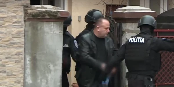 Catalin Coman, incatusat, foto captura video jpg