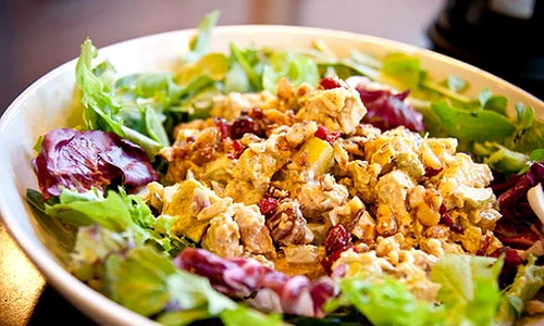 Salata exotica de pui jpeg