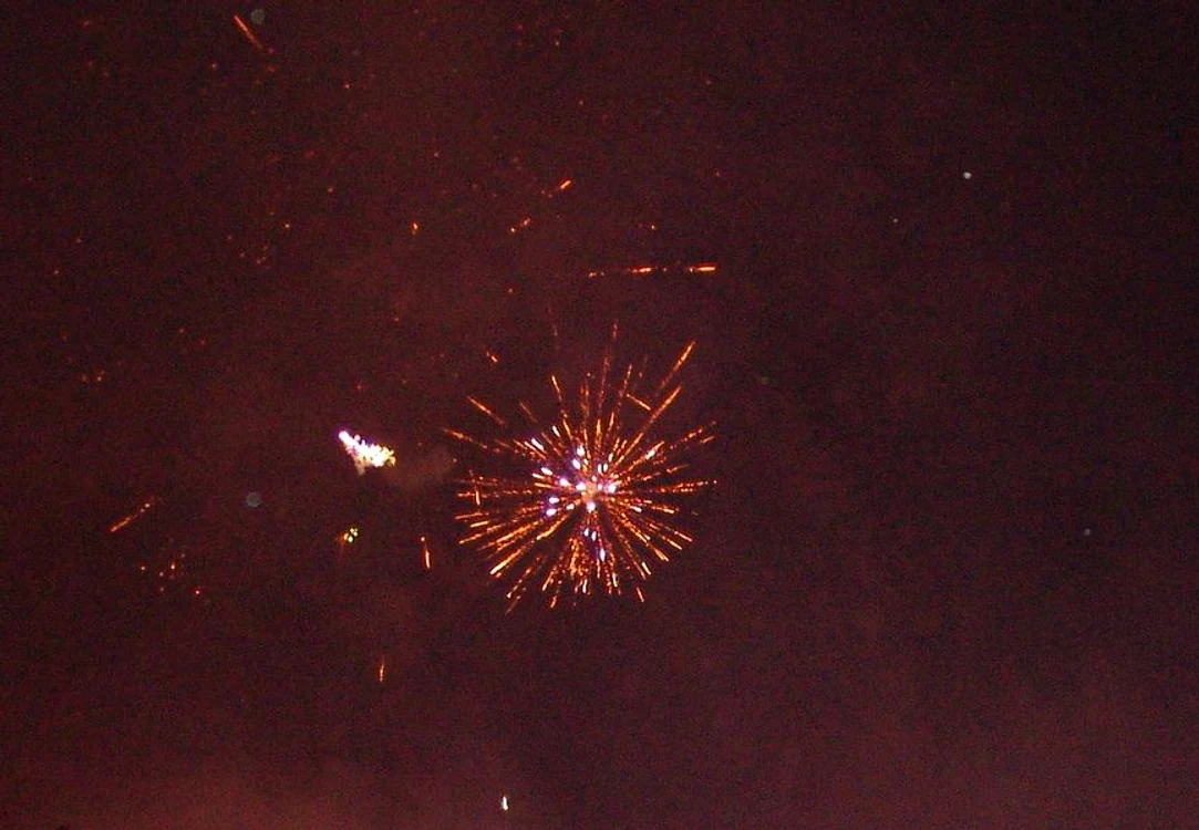 Jocuri de artificii doar la manifestări importante