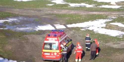 O autospecială SMURD a fost trimisă în zonă pentru a rezolva cazul mai repede 